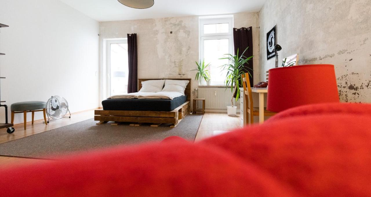 230 M2 Loft Mit Eigenem Wintergarten Mit Tischtennis & Dart, Kostenloser Parkplatz Erfurt Bagian luar foto