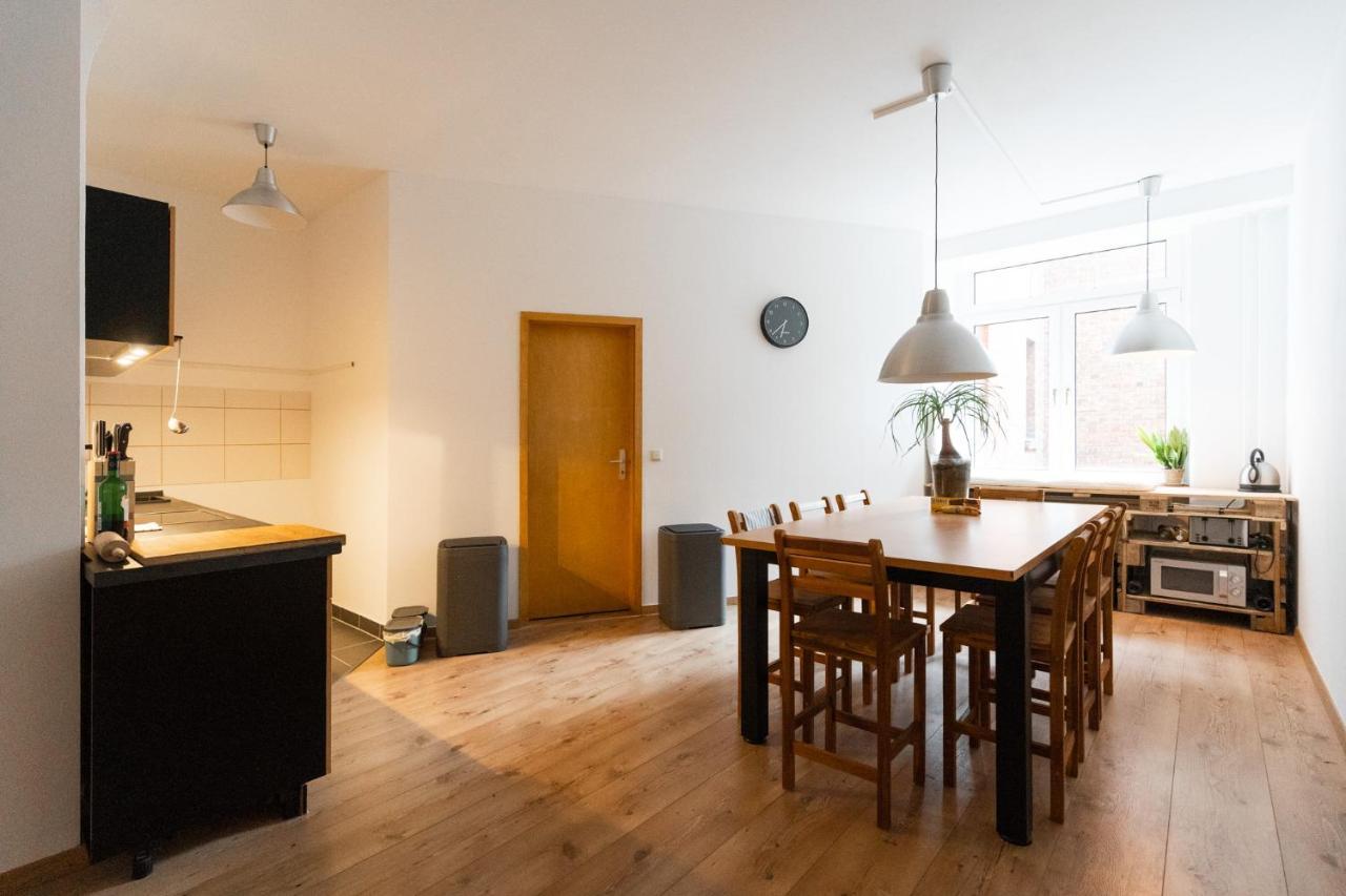 230 M2 Loft Mit Eigenem Wintergarten Mit Tischtennis & Dart, Kostenloser Parkplatz Erfurt Bagian luar foto