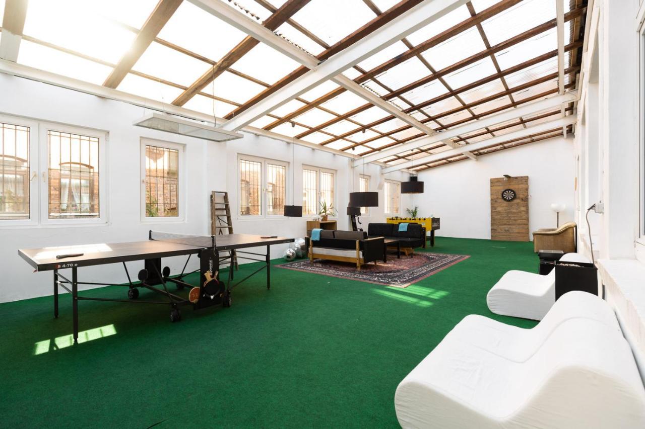 230 M2 Loft Mit Eigenem Wintergarten Mit Tischtennis & Dart, Kostenloser Parkplatz Erfurt Bagian luar foto